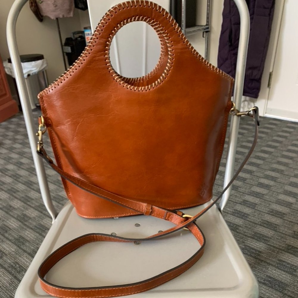 All leather Patricia Nash purse